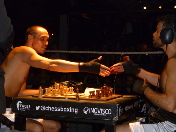 Chessboxing Cologne in Montpellier, Frankreich beim Event „IFC #4“. -  Schachboxen